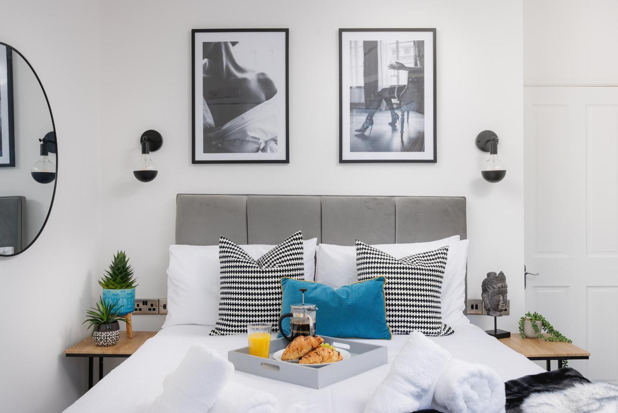 Boujis Central Plymouth Apartment - Sleeps 4 - Habita Property Exterior photo